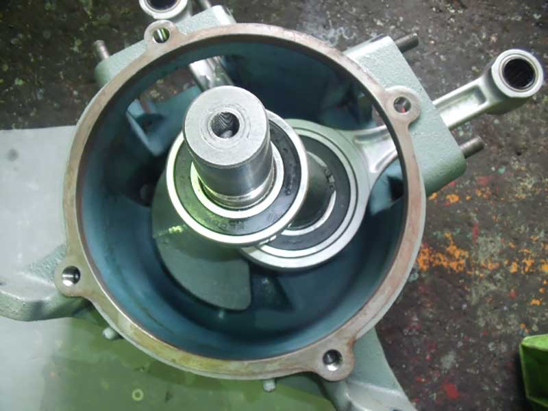 コンプレッサー整備